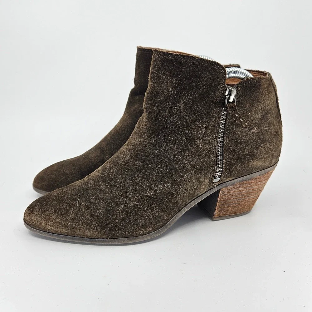 FRYE & CO Rustic Minimalist Suede Ankle Boots Block Heel Side Zip Sz 8.5M Brown‎